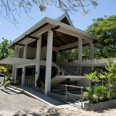 Karancho Beach House Đảo Mactan Ngoại thất bức ảnh